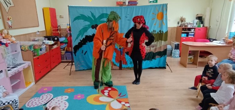 Teatr Skrzat z Krakowa 🎭 Teatr Skrzat z Krakowa 🎭