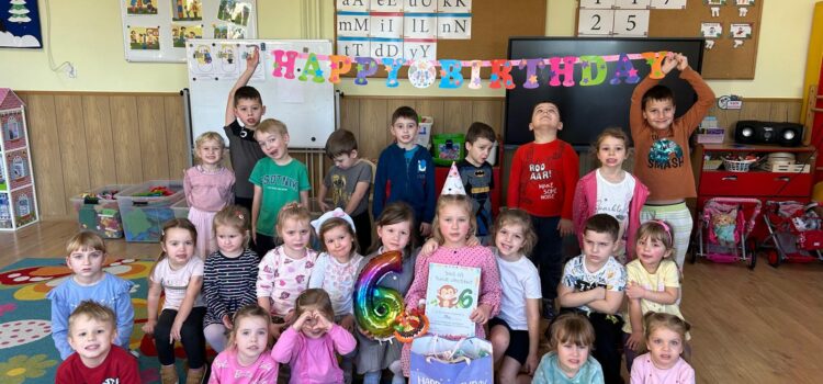Świętujemy 6 urodziny Oli 🎈🎂 Świętujemy 6 urodziny Oli 🎈🎂
