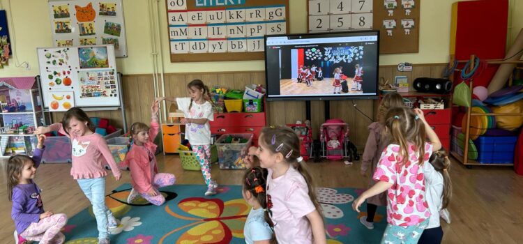 AKADEMIA PRZEDSZKOLAKA