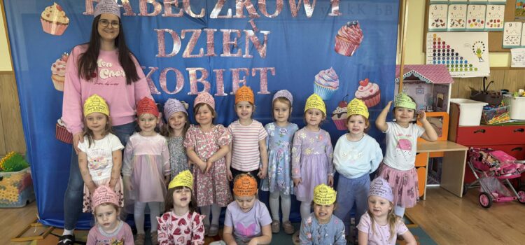 🧁🌸 Babeczkowy Dzień Kobiet w naszym przedszkolu 🌸🧁