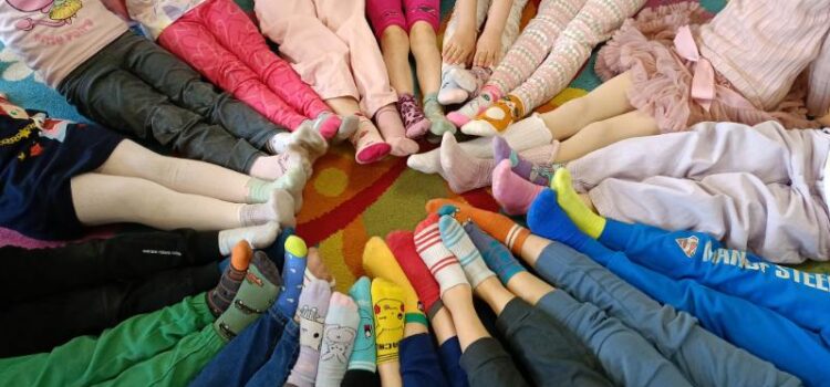 Dzień Kolorowej Skarpetki Dzień Kolorowej Skarpetki